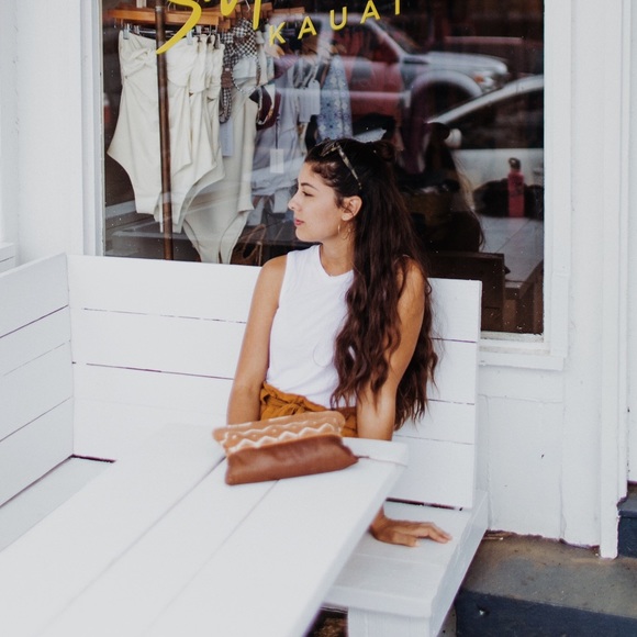 Meet your Posher, Andrea - Picture 5 of 6